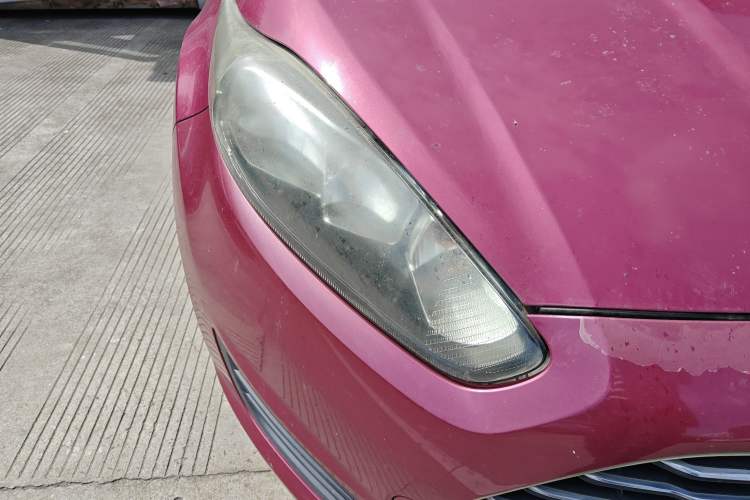 Used Ford Fiesta 2013 Hatchback 1.5L Manual Fashion Edition