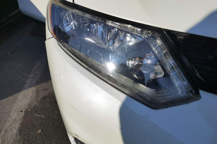 Used Nissan X-Trail 2015 2.0L CVT Comfort MAX Edition 2WD
