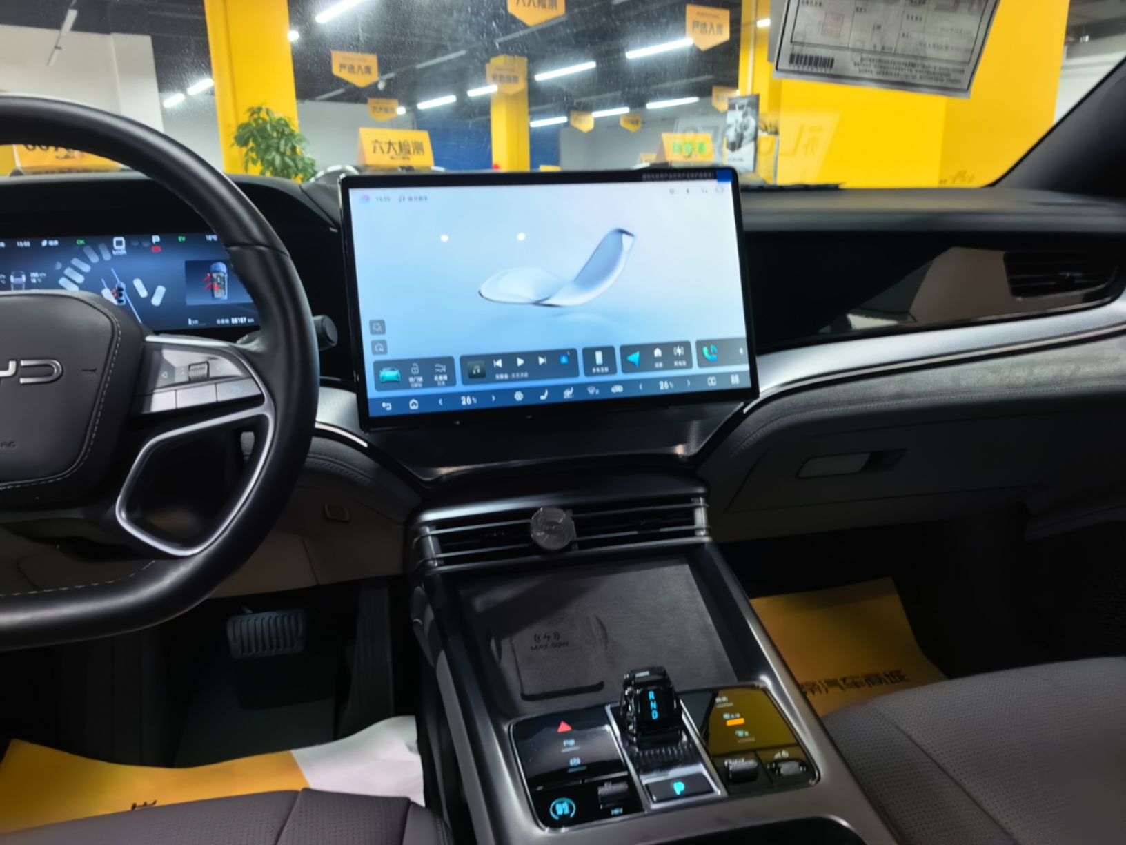 BYD Seal 07 DM-i 2025 Intelligent Driving Version DM-i 1.5L 125 km Luxury Edition — снимка 15