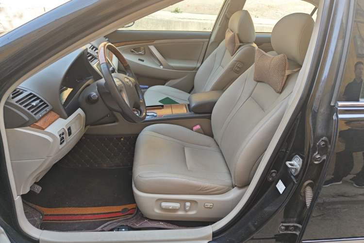 Used Toyota Camry 2012 200G Classic Luxury Edition