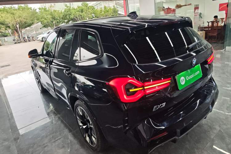 Used BMW iX3 2023 Leading Type
