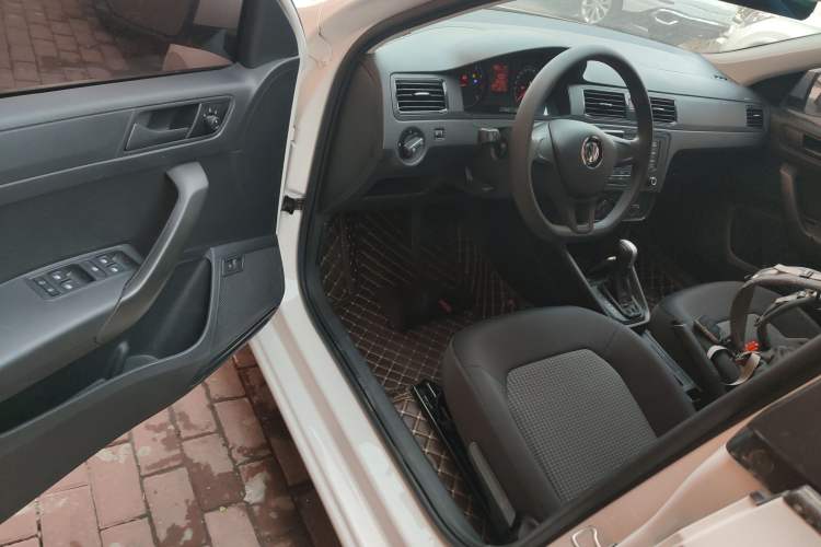 Used Volkswagen Santana 2018 1.5L Automatic Fashion Edition
