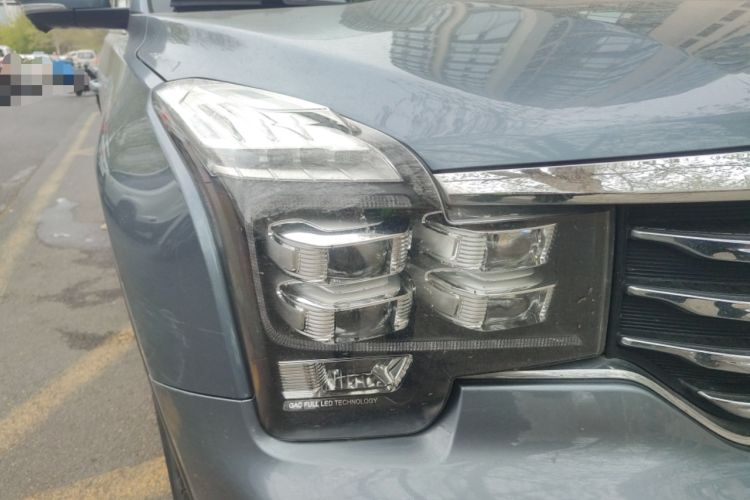 Used GAC Trumpchi GS8 2017 320T Two-Wheel Drive Luxury Smart Connectivity Version (7 Seats)
