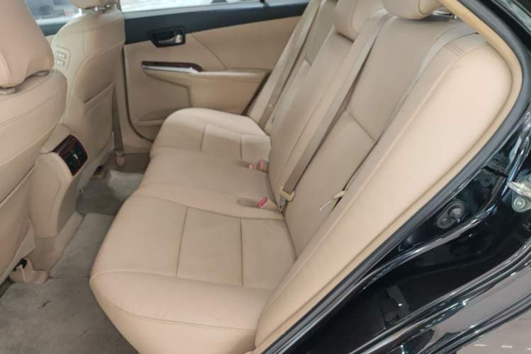 Used Toyota Camry 2013 2.0G Comfort Edition
