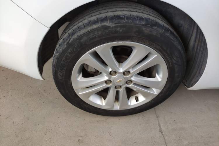 Used Chevrolet Cruze 2015 1.5L Automatic Fashion Navigation Edition