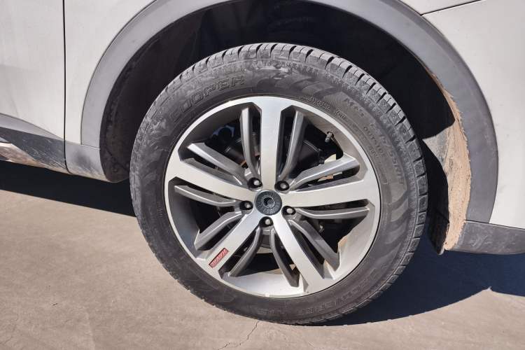 Used Haval H6 2017 Red Label 2.0T Automatic Two-Wheel Drive ZhiShang Model