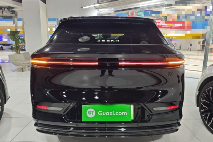 Used Zeekr 7X 2025 100 kWh Long-Range Rear-Wheel Drive with Intelligent Driving Features Rear