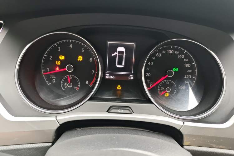 Used Volkswagen Touran 2018 Volkswagen Touran L 280TSI DSG Style Edition 7 Seats China V Emission Standard