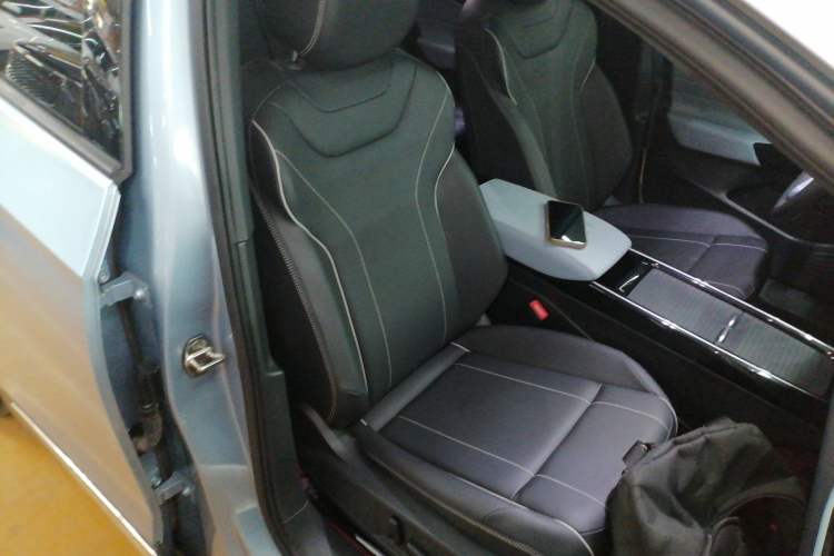 Used Volkswagen ID.4 X 2023 Upgraded Model Pure Intelligent Enjoyment Version Right Front Seat