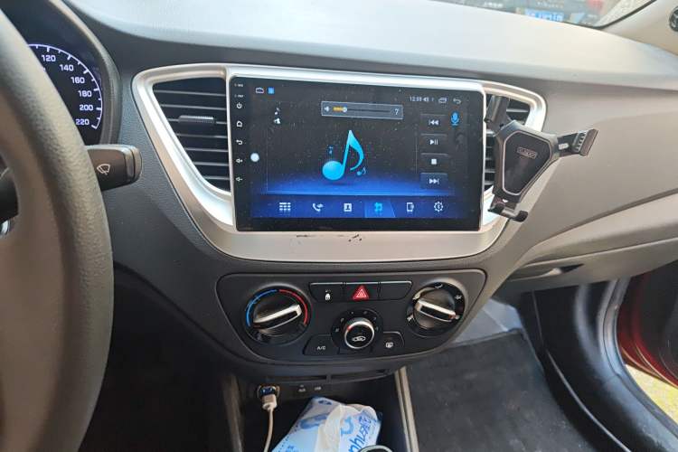 Used Hyundai Verna (new generation) 2016 1.4L Automatic Cool Edition GLS
