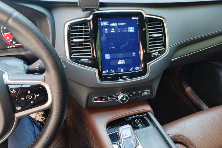 Used Volvo XC90 2022 B6 Zhiya Luxury 7-Seater