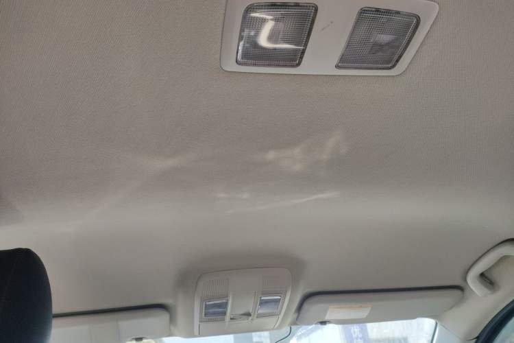 Used Mazda 3 Axela 2016 Sedan 1.5L Automatic Comfort Model Headliner