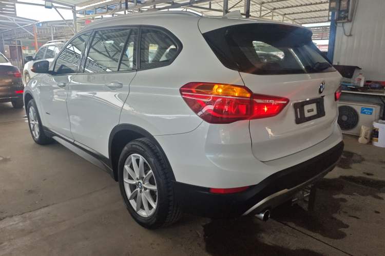 Used BMW X1 2016 sDrive18Li Fashion Model Rear Left 45 Deg