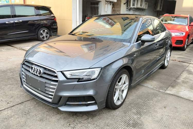 Used Audi A3 2020 Limousine 35 TFSI Fashion Edition China VI Emission Standard