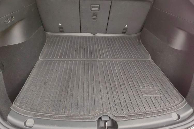 Used Tesla Model Y 2022 Revised Version Long-Range All-Wheel Drive
