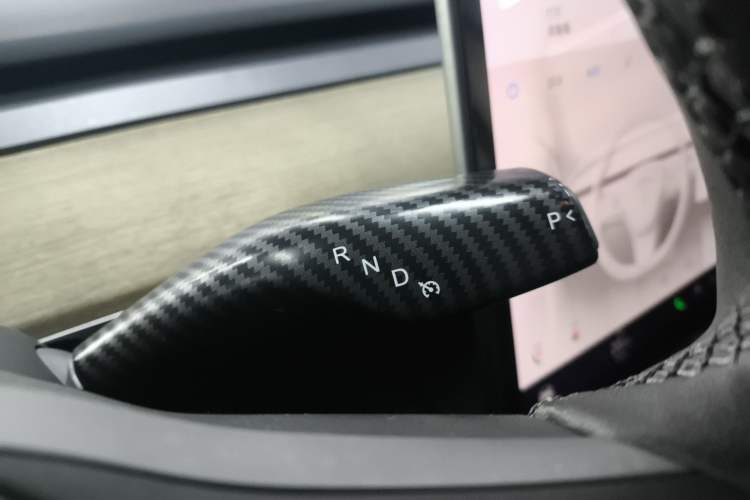 Used Tesla Model Y 2021 Long-Range All-Wheel-Drive Version 3D7