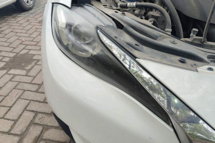 Used Mazda CX-4 2018 2.0L Automatic Two-Wheel Drive Blue Sky Dynamic Version China V Standard Right Front Headlight