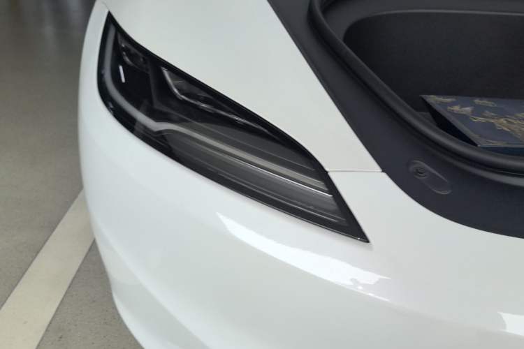 Used Tesla Model 3 2023 Rear-Wheel-Drive Version Right Front Headlight