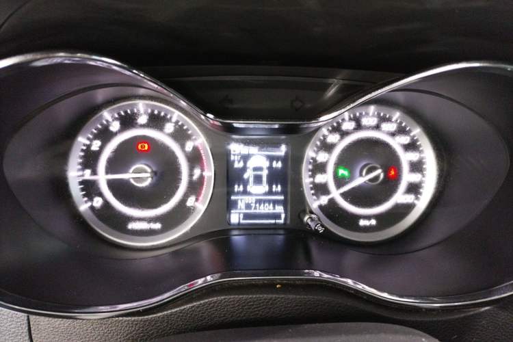 Used Baojun 560 2016 1.8L iAMT Luxury Model