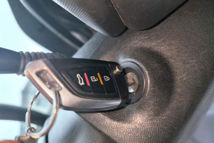 Used Chevrolet Lova RV 2016 1.5L Automatic Smart Drive Edition Vehicle Key