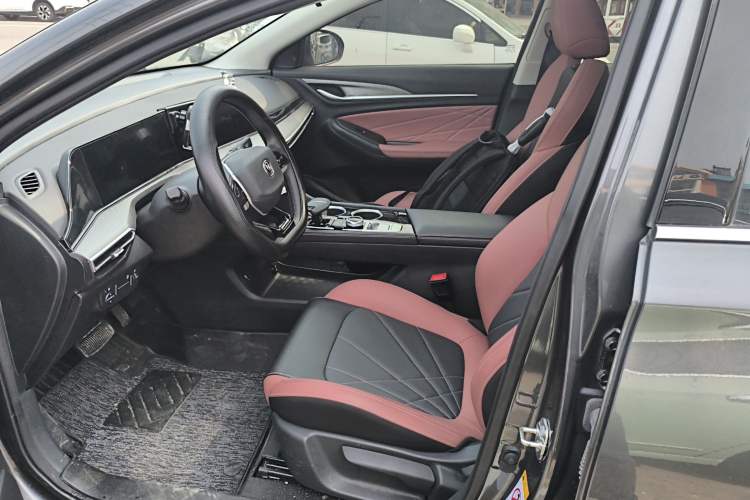 Used CHANGAN Eado 2023 Changan Edition PLUS Blue Whale NE 1.4T GDI DCT Prestige Version