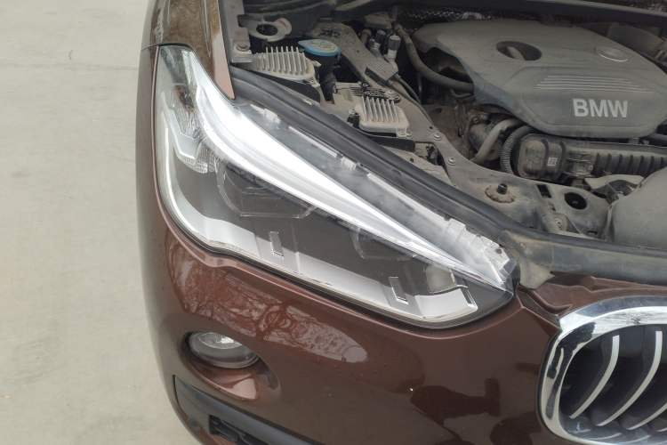 Used BMW X1 2016 sDrive18Li Premium Edition Right Front Headlight