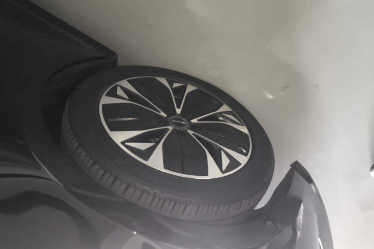 Used BYD Seal 2022 550 km Standard Range Rear-Wheel Drive Elite Version
