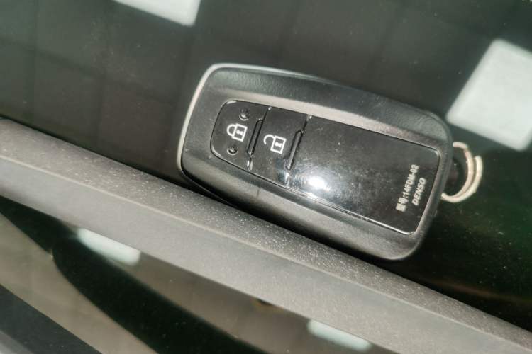 Used Toyota RAV4 2020 2.0L CVT 4x4 Trend Edition
