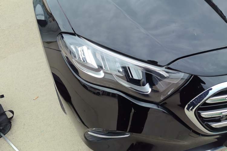 Used Mercedes-Benz E-Class 2024 E 300 L Luxury Model Right Front Headlight