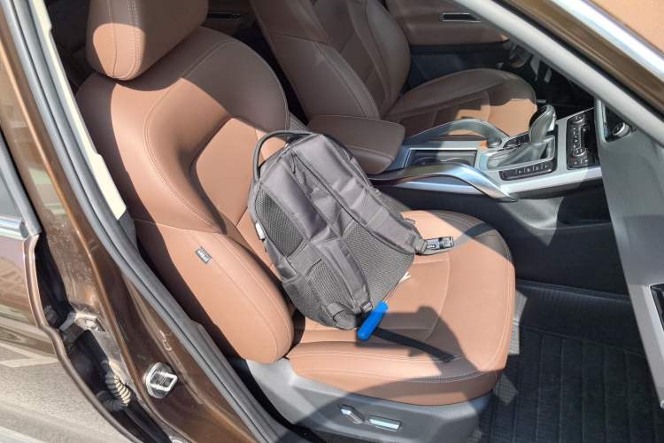 Used Geely Auto Emgrand X7 Sport 2016 1.8TD Automatic ZhiZun Version
