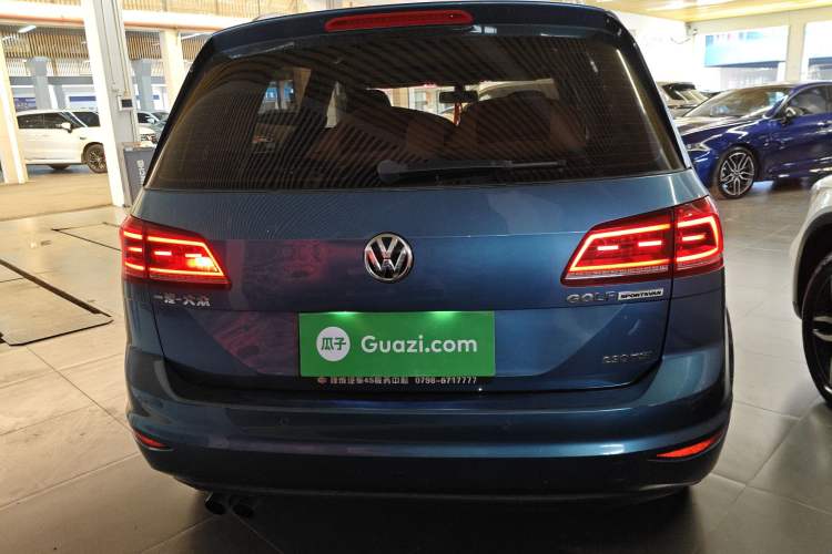 Used Volkswagen Golf Sportsvan 2018 230TSI Automatic Trend Edition
