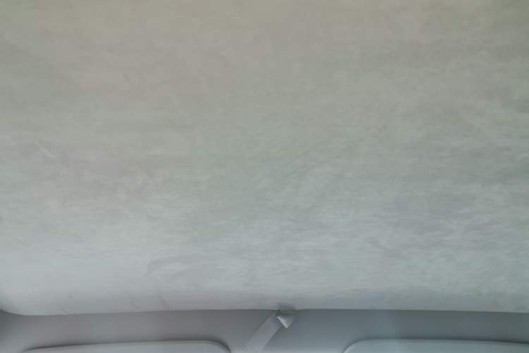 Used Tesla Model Y 2024 Rear-Wheel-Drive Version Headliner