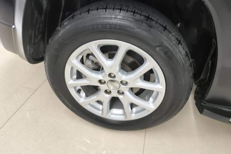 Used Jeep Cherokee 2016 2.0L Superior Edition