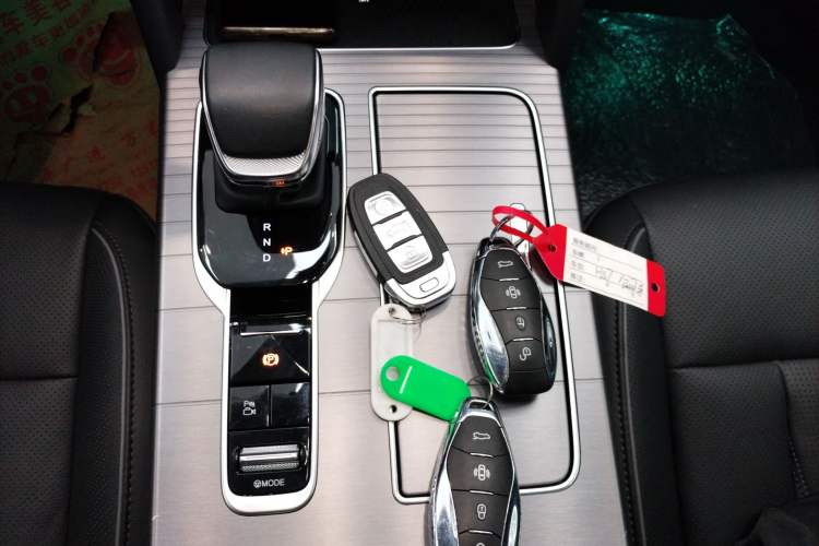 Used Hongqi HS7 PHEV 2024 2.0T PHEV Four-Wheel Drive Flagship Edition 6 Seats