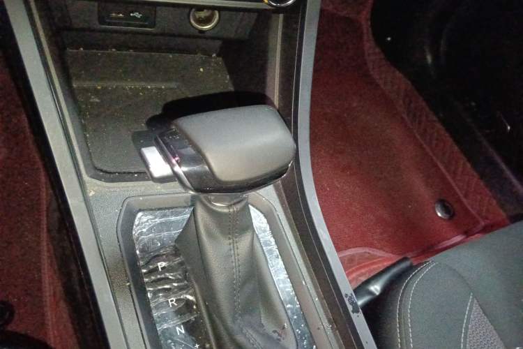 Used Chery Tiggo 3X 2024 1.5L CVT Excellence Edition Gear Lever