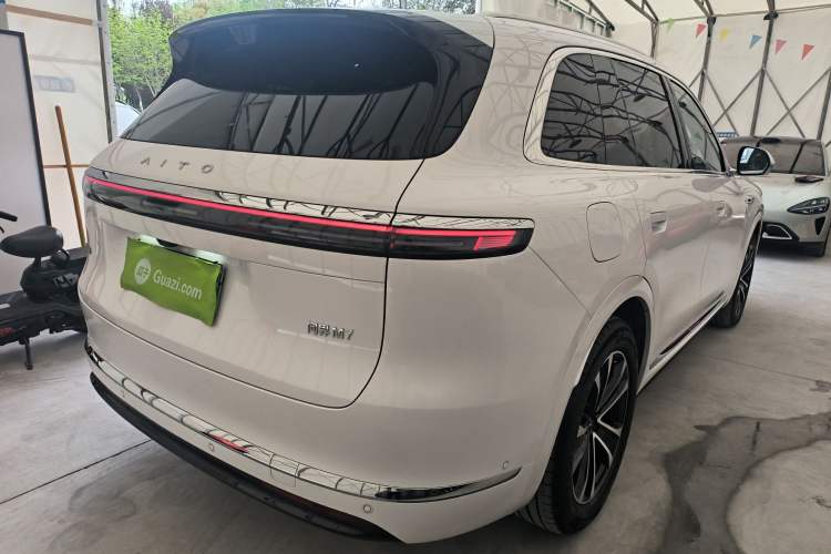 Used Hima AITO M7 2026 Model Range-Extending Ultra All-Wheel Drive 6-Seater Version Rear Right 45 Deg