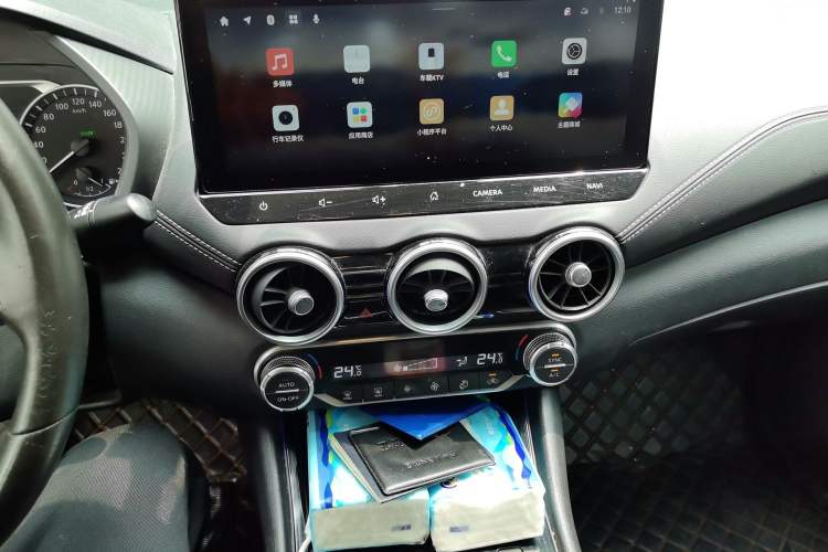 Used Nissan Sylphy 2023 Super Hybrid Electric Drive Super Smart Connectivity Plus Audio And AC Panel