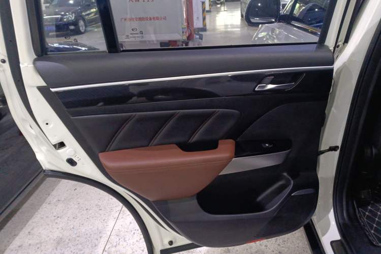 Used GAC Trumpchi GS7 2019 390T Two-Wheel-Drive Elite Version
