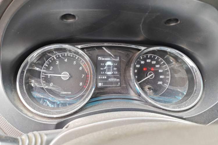 Used Wuling Hongguang 2016 1.5L S1 Deluxe Model China V-standard Instrument Cluster