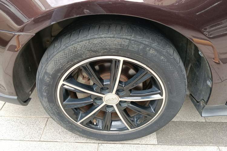 Used Geely Auto Emgrand 2017 Hatchback RS Million Edition 1.5L CVT Upward Version
