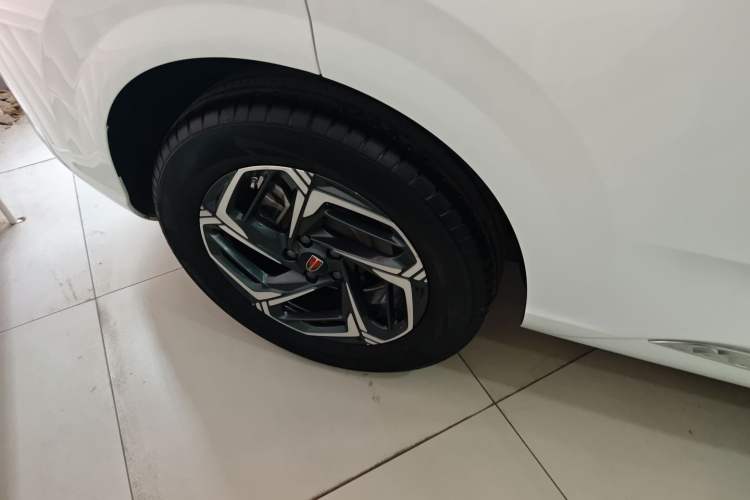 Used Hongqi HS3 2023 1.5T Two-Wheel Drive Shanwei Edition
