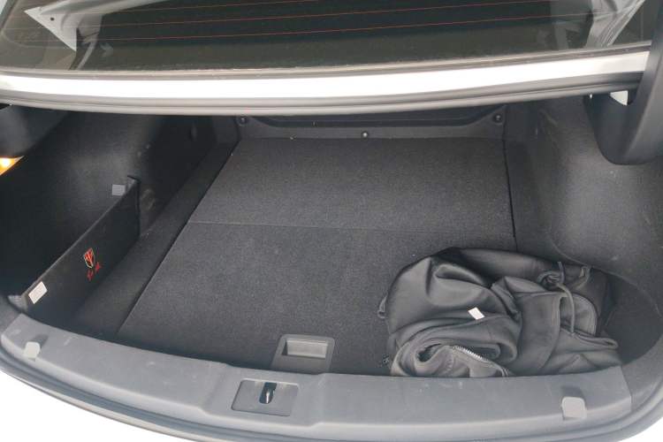 Used Hongqi E-QM5 2024 610 km PLUS