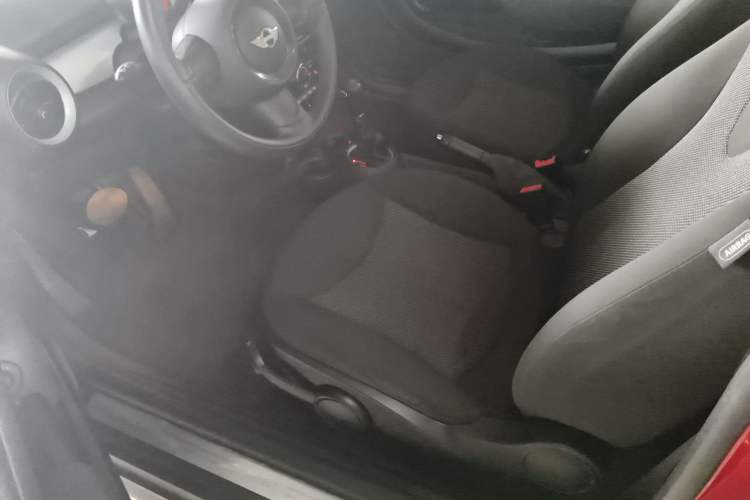 Used MINI Clubman 2011 1.6L ONE Left Front Seat