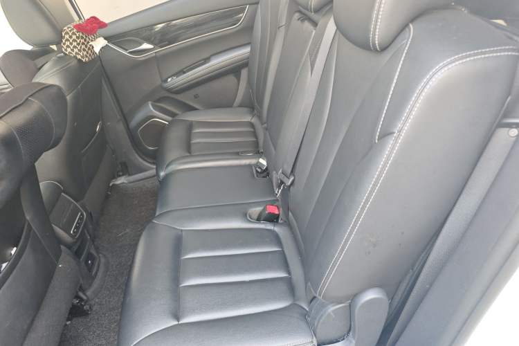 Used BYD Song MAX 2017 1.5T Automatic Smart Connect Elite 7-Seater Left Rear Seat