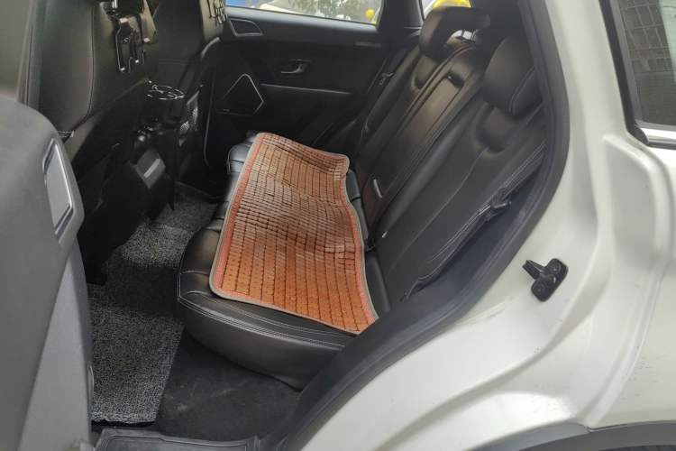 Used Land X7 2016 2.0T Panoramic Prestige Edition
