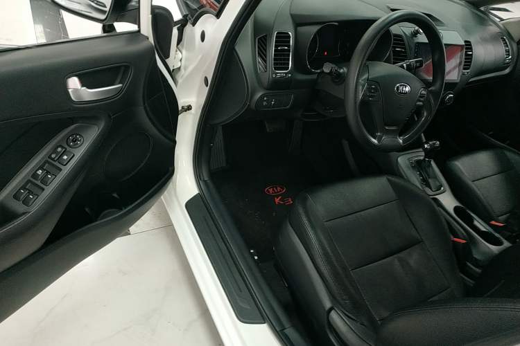 Used Kia K3 2015 1.6L Automatic GL
