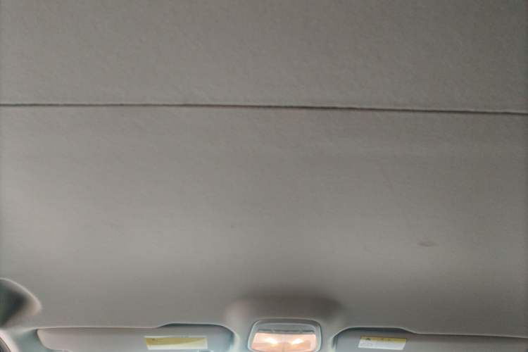 Used SAIC MAXUS G10 2023 2.0T Manual Multi-Function Version Diesel 7/8/9 Seats