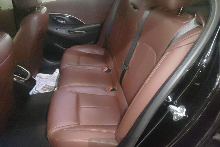 Used Buick LaCrosse 2013 2.4L SIDI Leading Comfort Version
