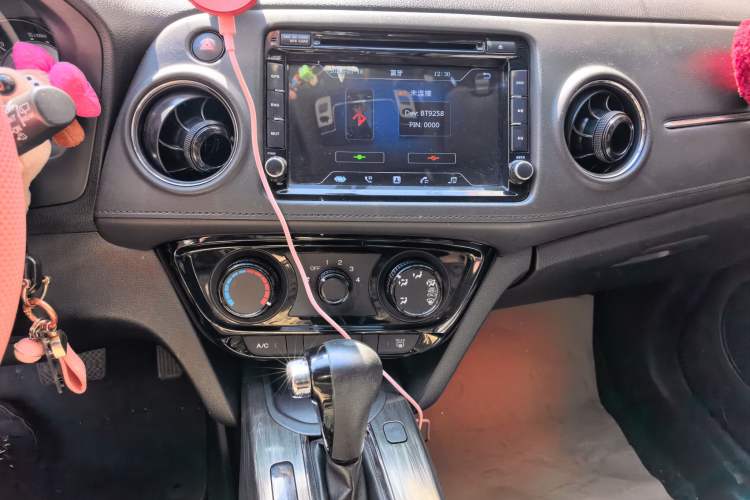 Used Honda XR-V 2015 1.8L EXi CVT Comfort Version
