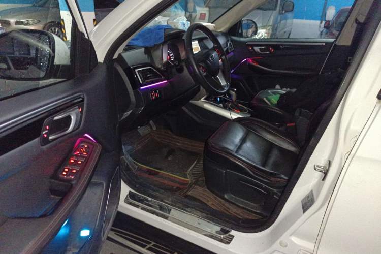 Used Zotye Domy X5 2015 1.5T CVT ZhiXian Trim China V Standard